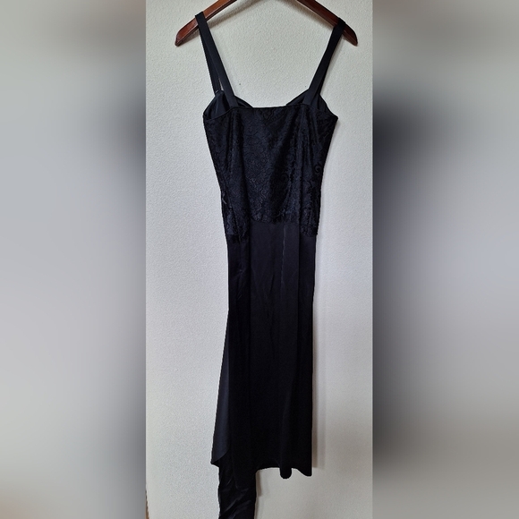 Angelo Tarlazzi Womens Black Lace Bodice Asymmetrical Hem Dress. Size 38 (EU) - Picture 8 of 8